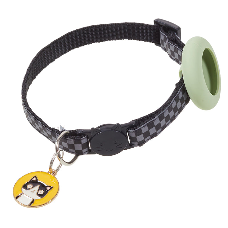 Soft Nylon Dog Collar for Airtag Reflective Adjustable Pet Collar with Silicone Case and Pendant