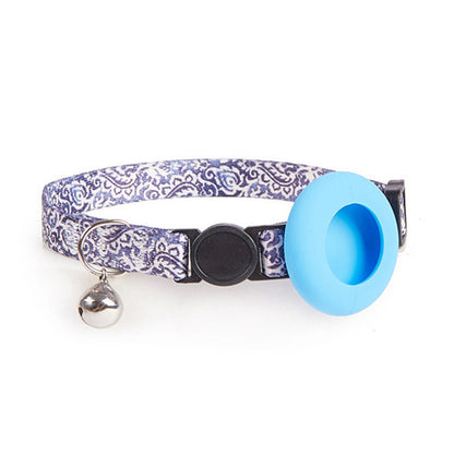 Adjustable Pet Collar with Silicone Case for AirTag Locator Bell Design Pattern Printing Cats Dogs Collar