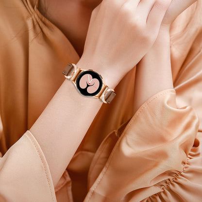 For Samsung Galaxy Watch6 40mm 44mm / Watch6 Classic 43mm 47mm / Watch 5 40mm 44mm / Watch4 40mm 44mm Rhinestone D-shape Connector Wrist Band Adjustable Split Leather Strap with Rose Gold Buckle