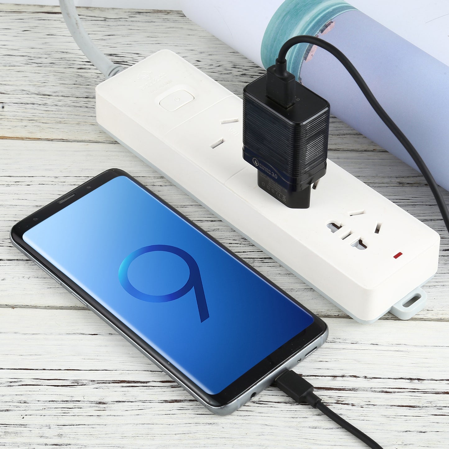 LZ-728 2 in 1 QC 3.0 18W [EU Plug] Travel Charger + USB to Lightning 8 Pin Data Cable, 1m