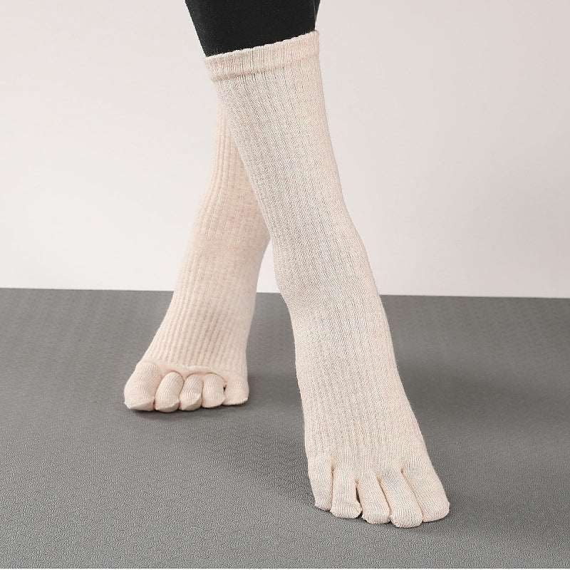 Long Sleeve Yoga Toe Socks for Women Anti-Skid Five Finger Socks with Grip Five Toe Socks Cotton Non-Slip Fitness Socks for Yoga Pilates Ballet Dance (Size: 34-38)