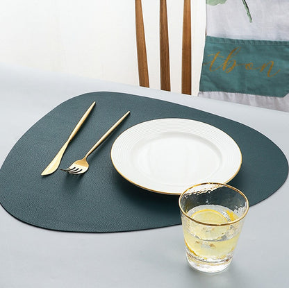 CDY002 PVC Leather Heat Insulation Placemats Bowl Coaster Kitchen Non-Slip Tableware Pad Table Mat, Size L