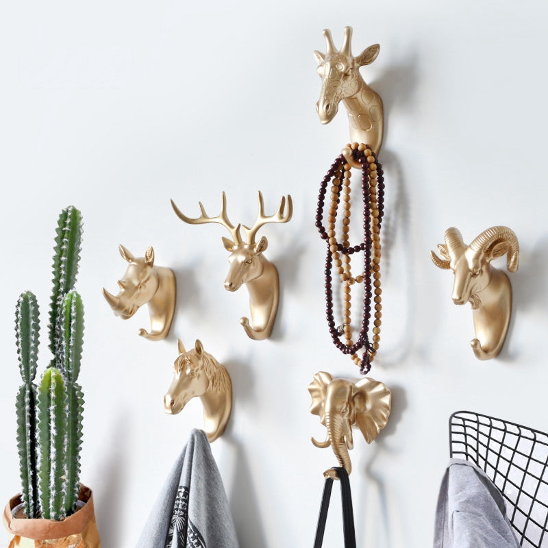 Creative Giraffe Head Wall Hanging Rack Home Decoration Resin Hanger for Keys Scarf Bag