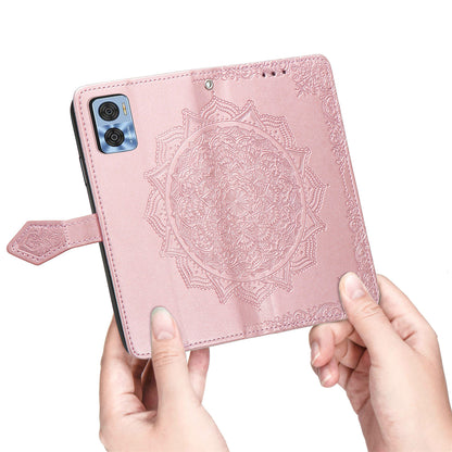 For Motorola Moto E22 4G / 22i 4G PU Leather Flip Protective Phone Case Embossed Mandala Pattern Wallet Stand Magnetic Cover with Strap