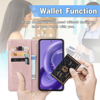 For Motorola Edge 30 Neo 5G / Edge 30 Lite 5G Wallet Stand Phone Cover Embossed Mandala Pattern PU Leather Flip Phone Case