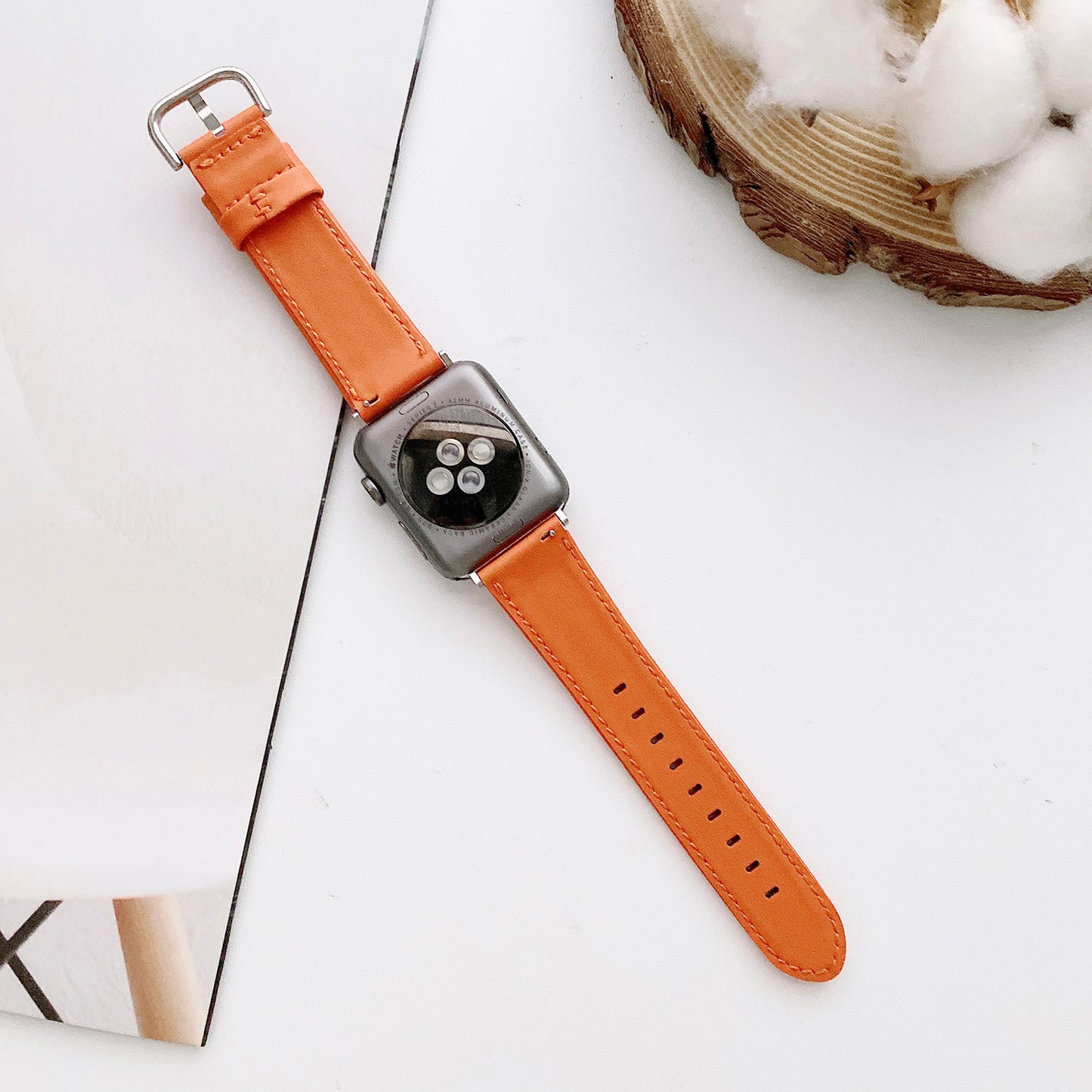 22mm Solid Color Genuine Leather Watch Band for Apple Watch Series 7 / 8 41mm /  Series 4 / 5 / 6 / SE / SE(2022) 40mm / Watch Series 1 / 2 / 3 38mm