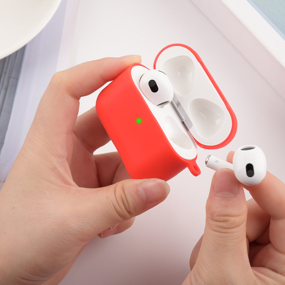 Scratch Resistant Full Protective Silicone Skin Earphone Case Cover with Carabiner for Apple AirPods 3