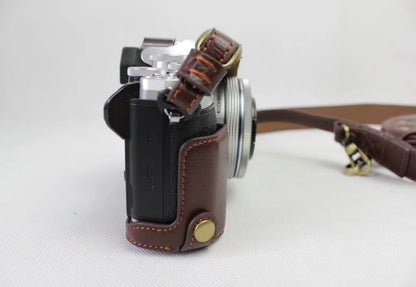 Genuine Cowhide Leather Camera Protection Cover Bag for Olympus OMD E-M10III