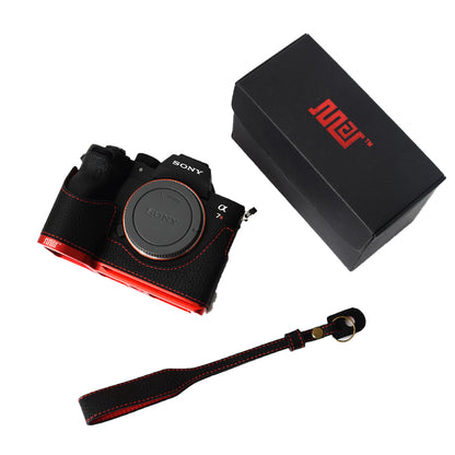 For Sony A7R4/A7M4 Quick Release Plate Metal + Genuine Leather Camera Protection Bottom Case Cover with Hand Strap