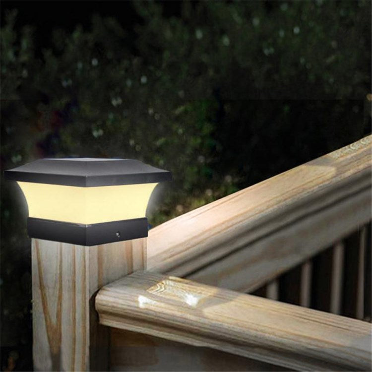 3W Solar Outdoor Post Light Vintage High Brightness Pillar Light Fence Cap Light for Garden Deck Patio