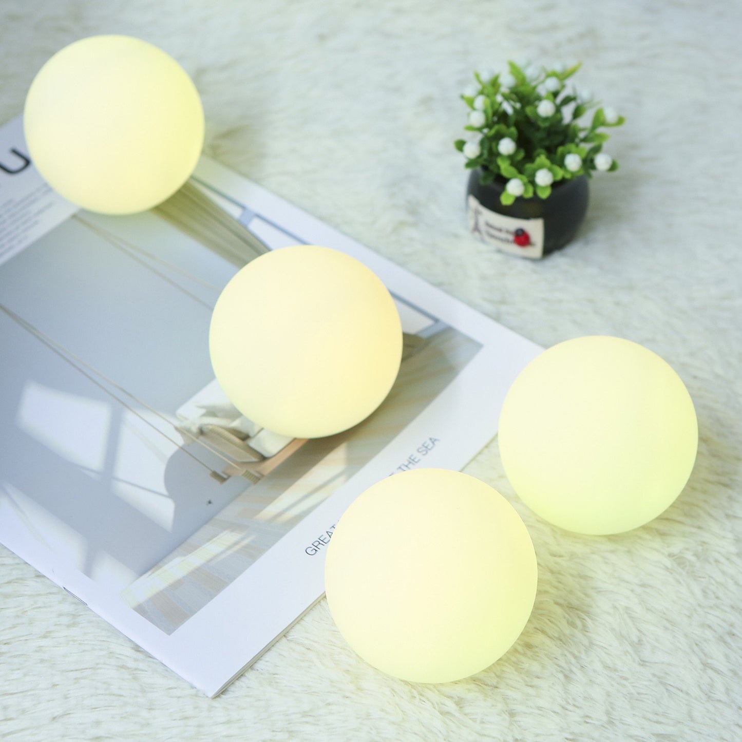 Dimmable Floatings Pool Light with RF Remote Control 16 Colors & 3 Dynamic Modes RGBW Color Changing LEDs Ball Lights